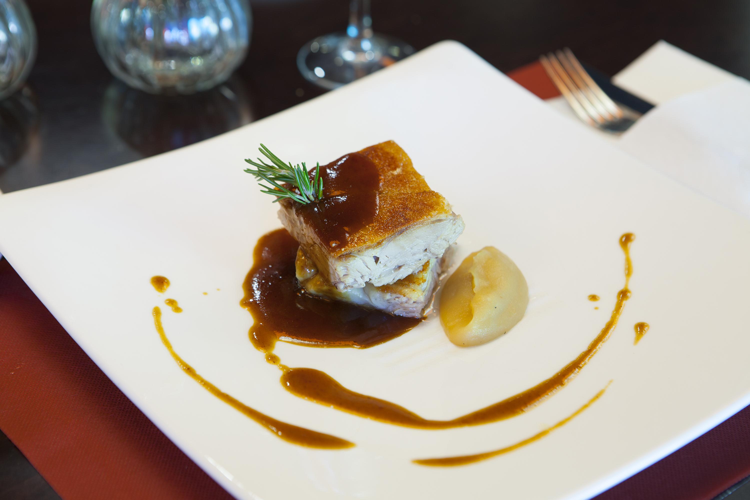 Urh Ciutat De Mataro Hotel Bagian luar foto