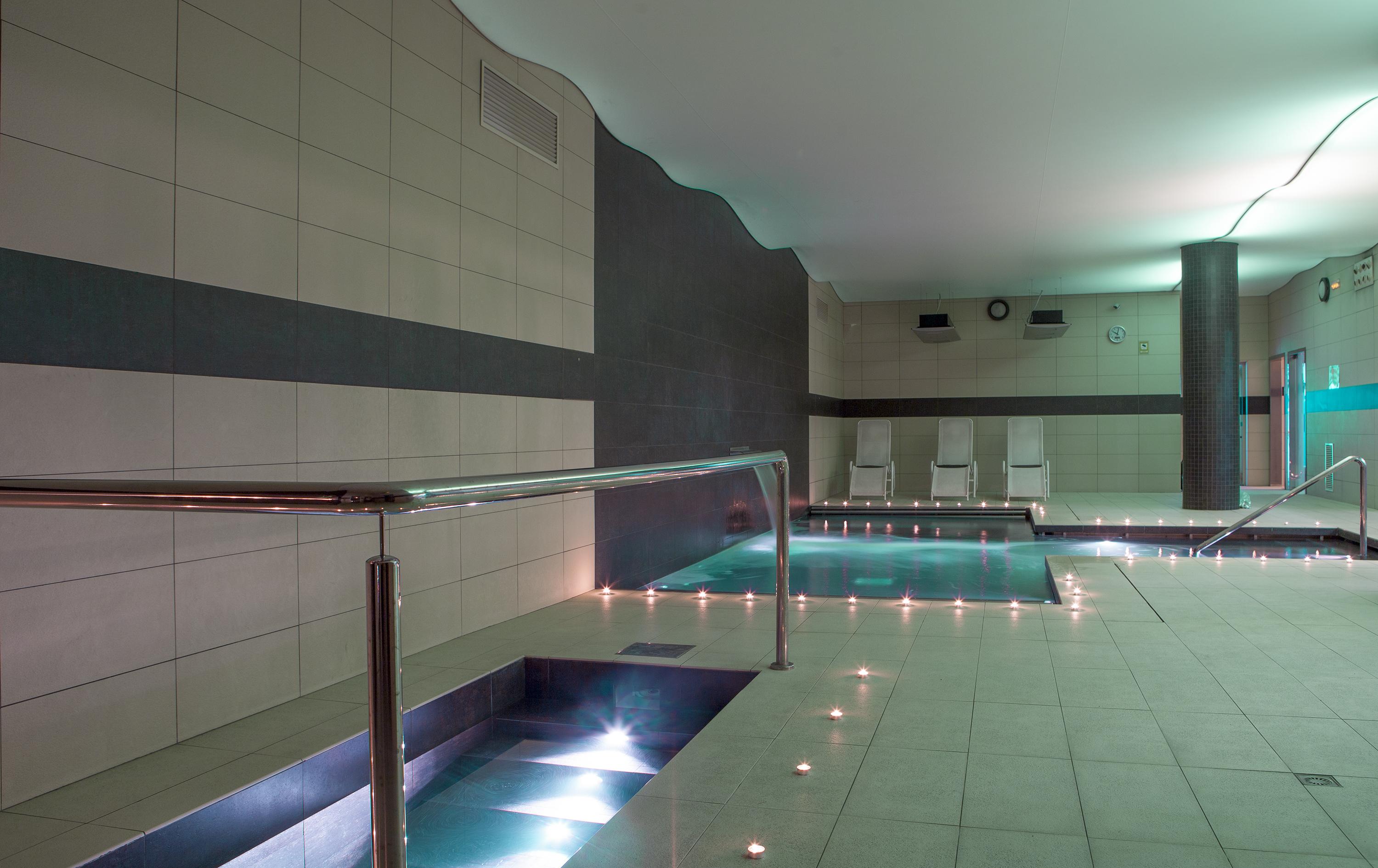 Urh Ciutat De Mataro Hotel Bagian luar foto