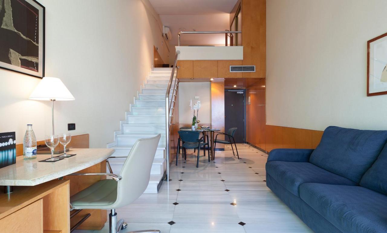 Urh Ciutat De Mataro Hotel Bagian luar foto
