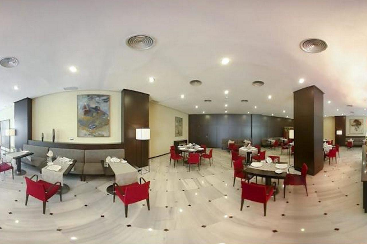 Urh Ciutat De Mataro Hotel Bagian luar foto